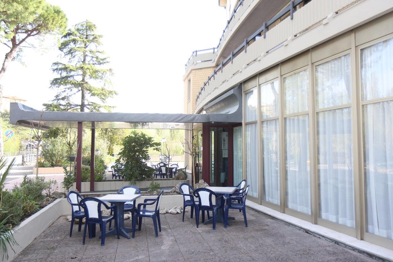 Hotel Cristallo Riolo Terme Exterior foto